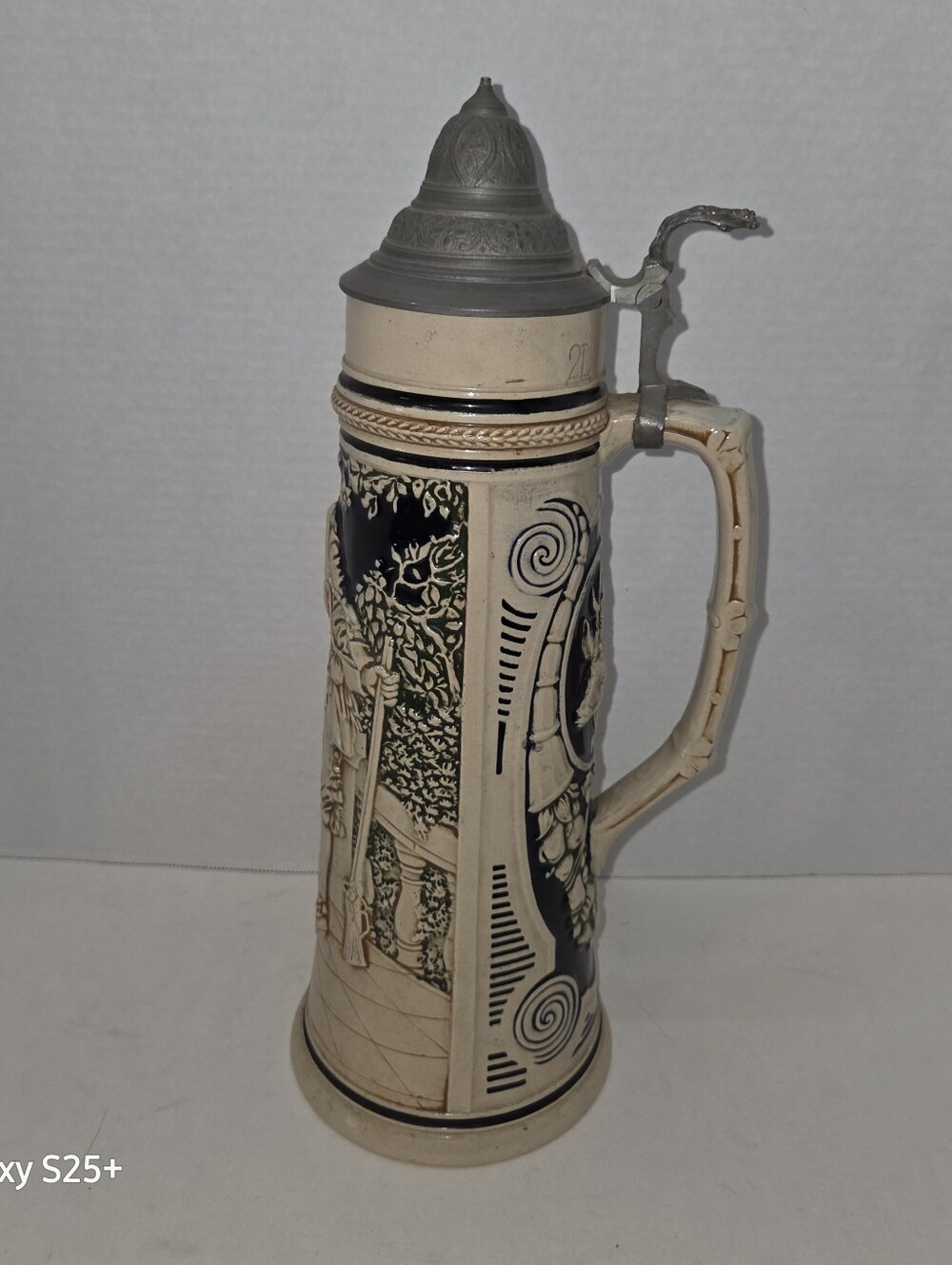 Vintage Antique 2L Reinhold Merkelbach Stein Catalog "Lovers"  #3398